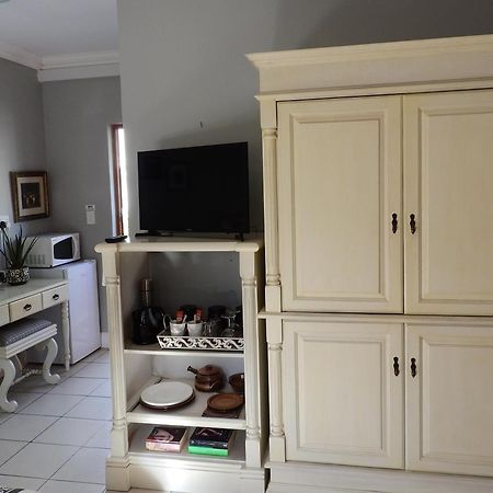 蒙塔古The Vic 1906 Self Catering Units公寓 外观 照片