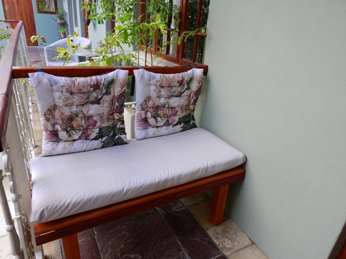 蒙塔古The Vic 1906 Self Catering Units公寓 外观 照片